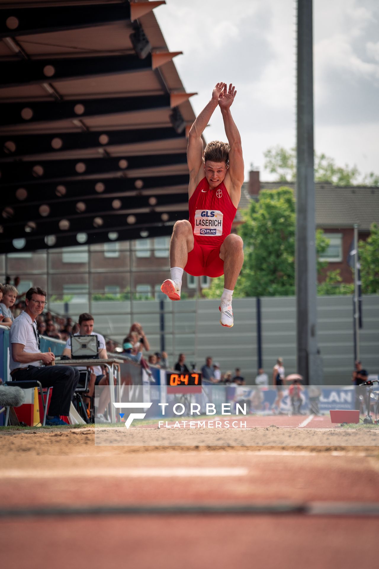 Nils Laserich (TSV Bayer 04 Leverkusen) im Weitsprung am 07.05.2022 beim Stadtwerke Ratingen Mehrkampf-Meeting 2022 in Ratingen